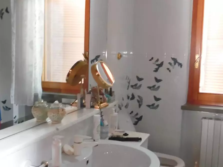 Immagine 17 di Villa in vendita  in Via Fonte Maggio a Martinsicuro