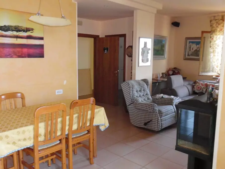 Immagine 27 di Villa in vendita  in Via Fonte Maggio a Martinsicuro