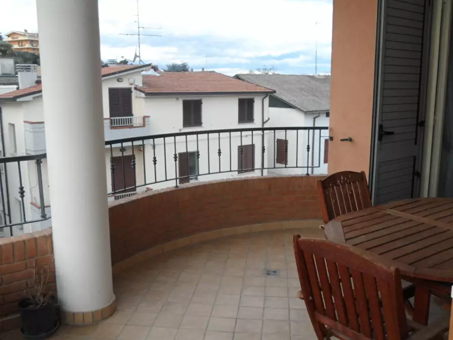 Immagine 6 di Appartamento in vendita  in Via Umbria a Martinsicuro