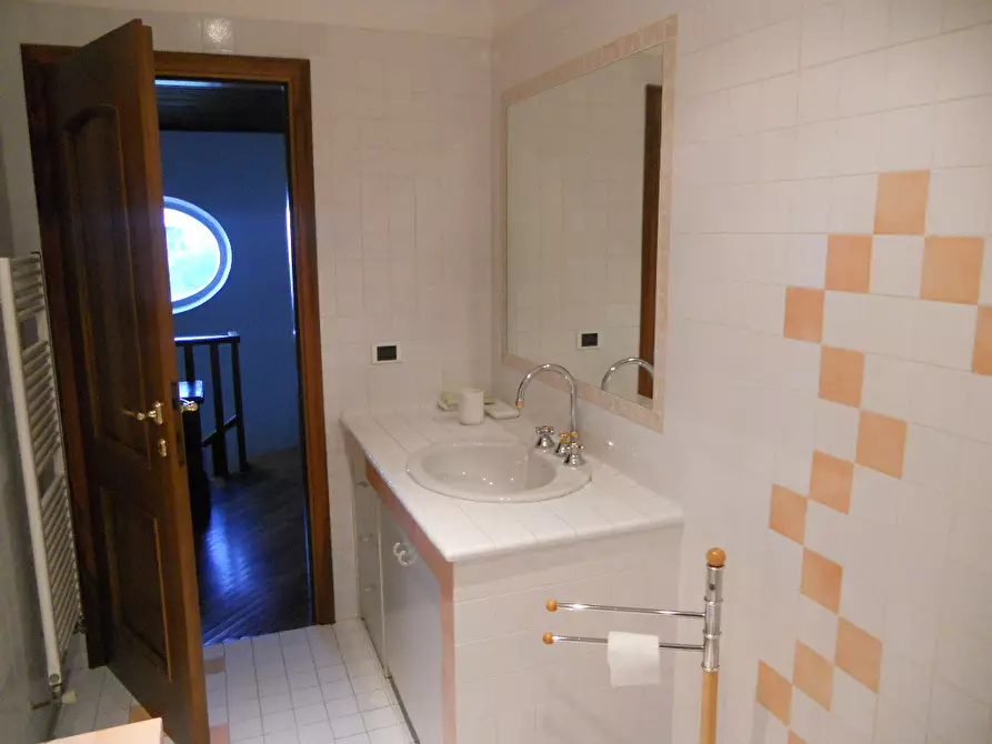 Immagine 24 di Villa in vendita  in Contrada Giardino a Colonnella