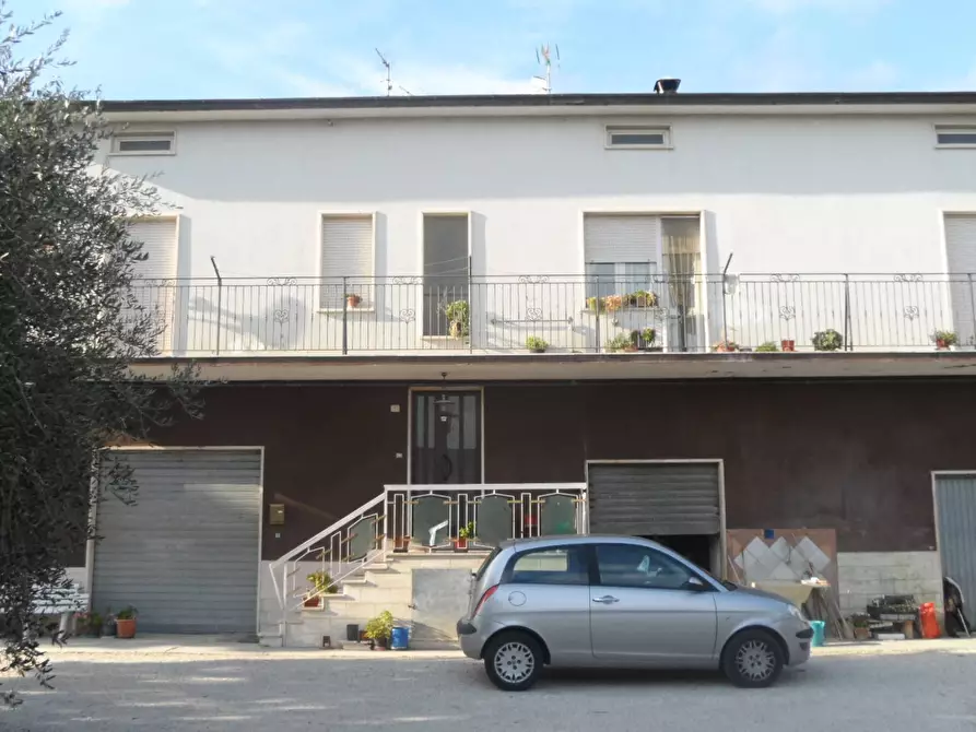 Immagine 9 di Casa indipendente in vendita  in Via Roma a Torano Nuovo