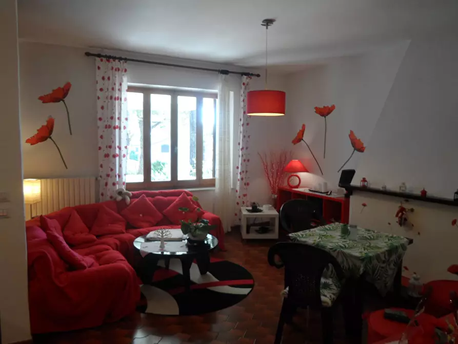 Immagine 25 di Villa in vendita  in Via Petrella a Ripatransone