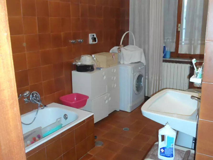 Immagine 29 di Villa in vendita  in Via Petrella a Ripatransone