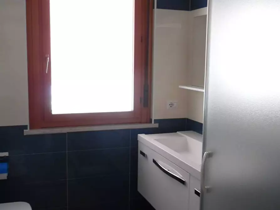 Immagine 8 di Appartamento in vendita  in Via Canova a San Benedetto Del Tronto