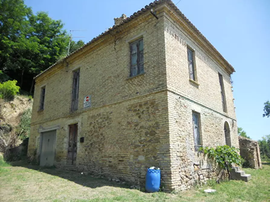 Immagine 5 di Rustico / casale in vendita  in Contrada Giardino a Colonnella