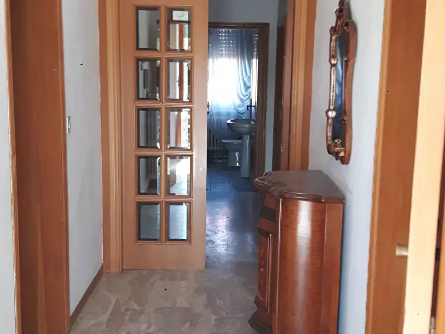 Immagine 5 di Casa indipendente in vendita  in Via Cuprense a Grottammare