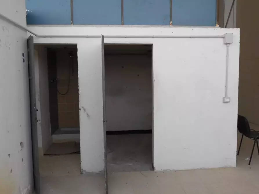 Immagine 3 di Laboratorio in vendita  in Corso Mazzini a San Benedetto Del Tronto