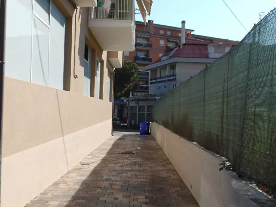 Immagine 12 di Laboratorio in vendita  in Corso Mazzini a San Benedetto Del Tronto