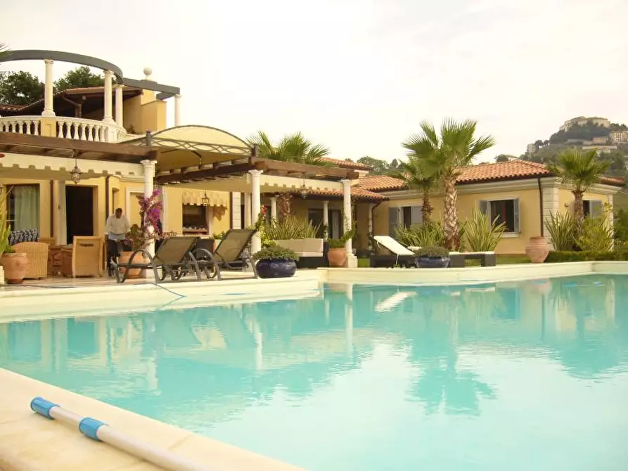 Immagine 24 di Villa in vendita  in Contrada Rio Moro a Colonnella