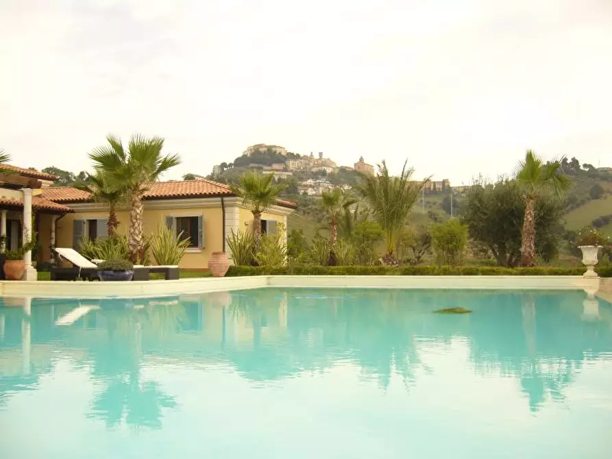 Immagine 25 di Villa in vendita  in Contrada Rio Moro a Colonnella