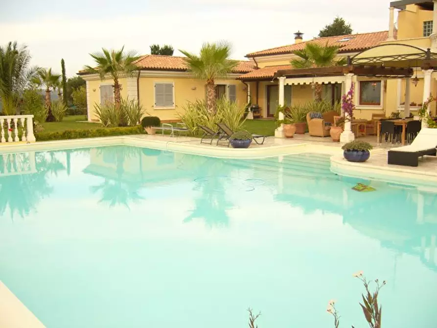 Immagine 28 di Villa in vendita  in Contrada Rio Moro a Colonnella