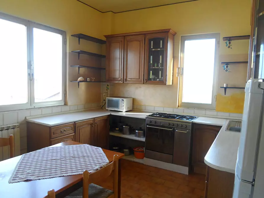 Immagine 3 di Appartamento in vendita  in Via D'Annunzio a Martinsicuro