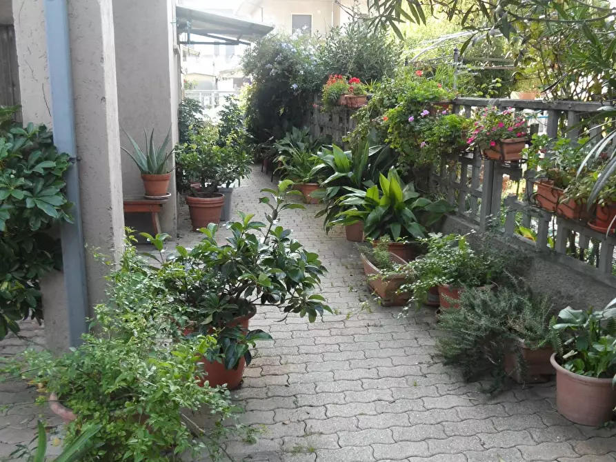 Immagine 30 di Appartamento in vendita  in Via D'Annunzio a Martinsicuro