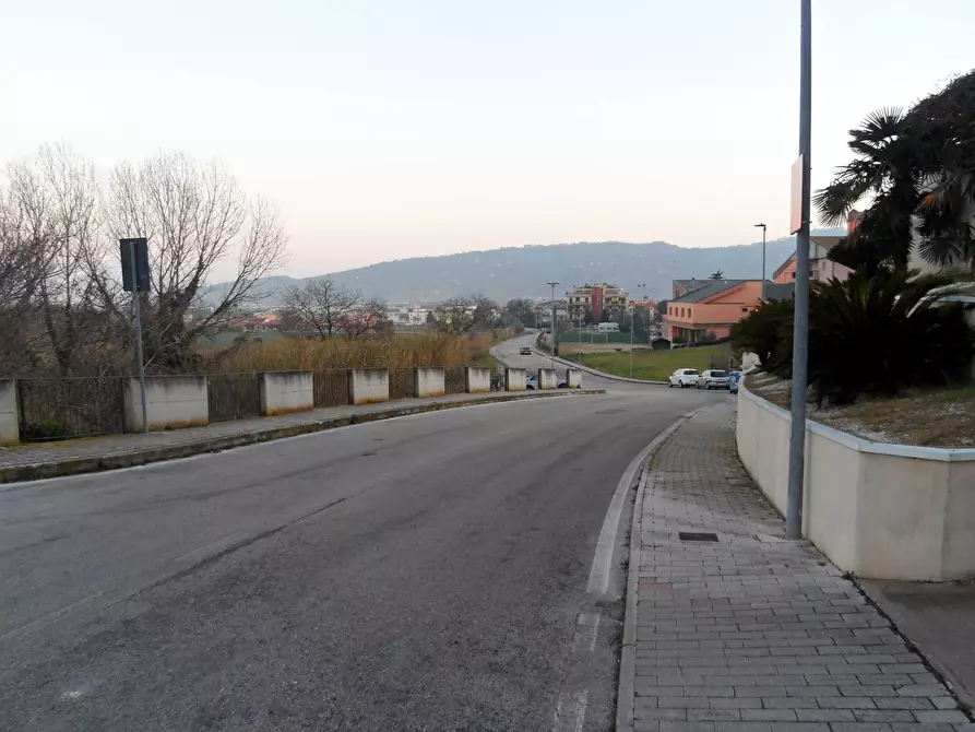 Immagine 8 di Box auto in vendita  in 85 strada a Monteprandone