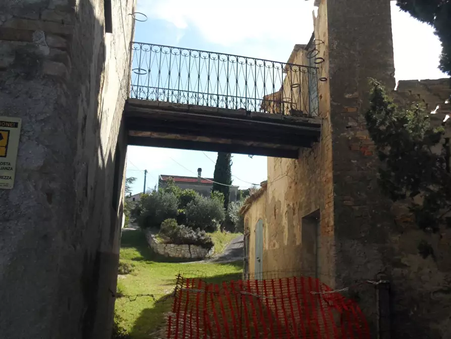 Immagine 3 di Rustico / casale in vendita  in Contrada Colle Sant'Angelo a Monteprandone
