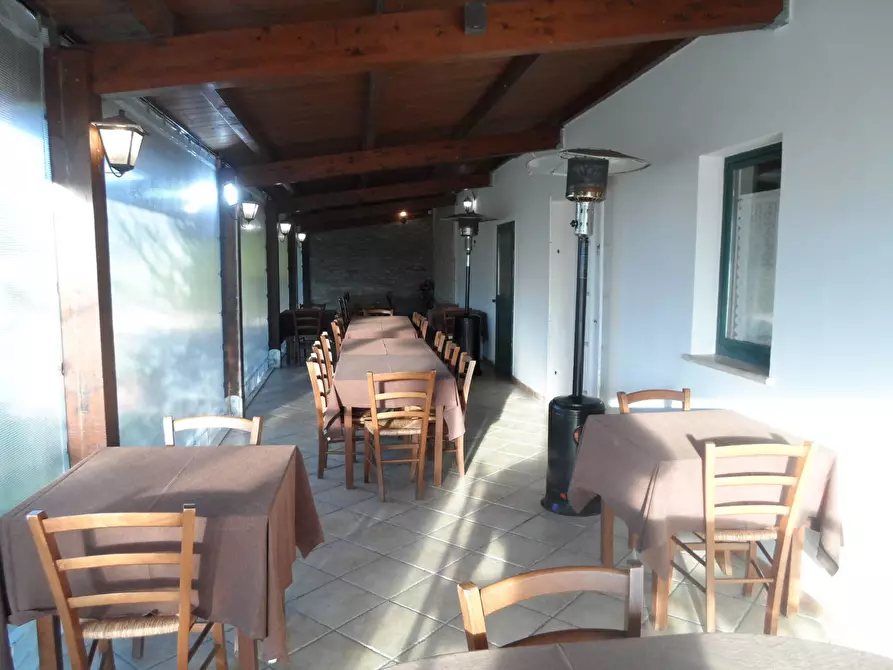 Immagine 7 di Agriturismo in vendita  in Contrada Valle Cecchina a Monsampolo Del Tronto