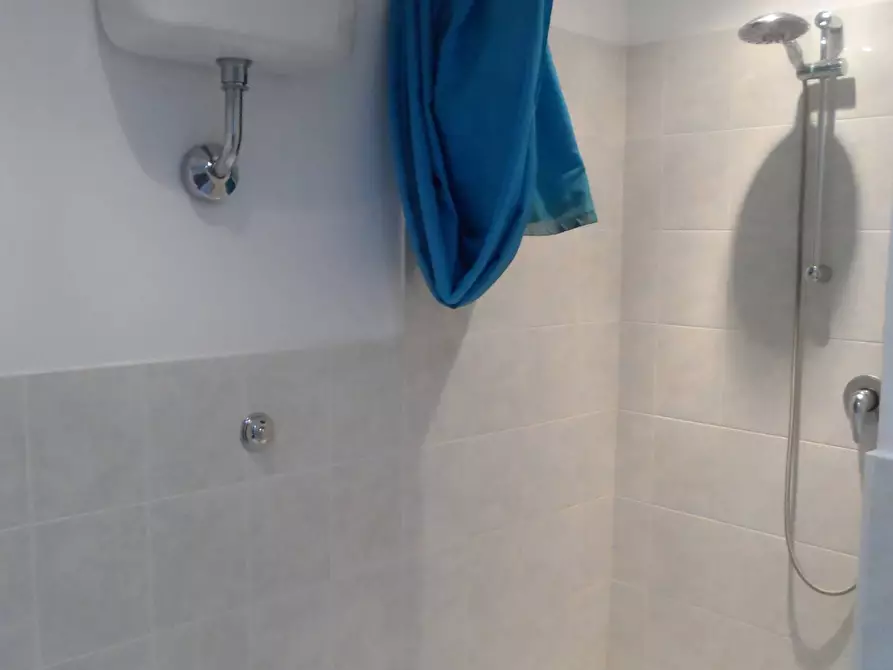 Immagine 18 di Agriturismo in vendita  in Contrada Valle Cecchina a Monsampolo Del Tronto