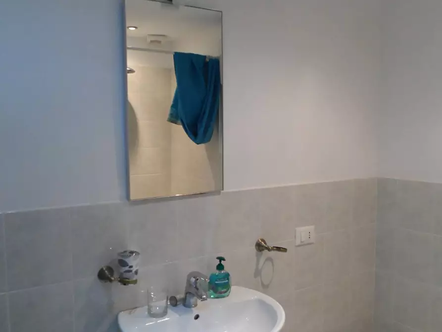 Immagine 19 di Agriturismo in vendita  in Contrada Valle Cecchina a Monsampolo Del Tronto