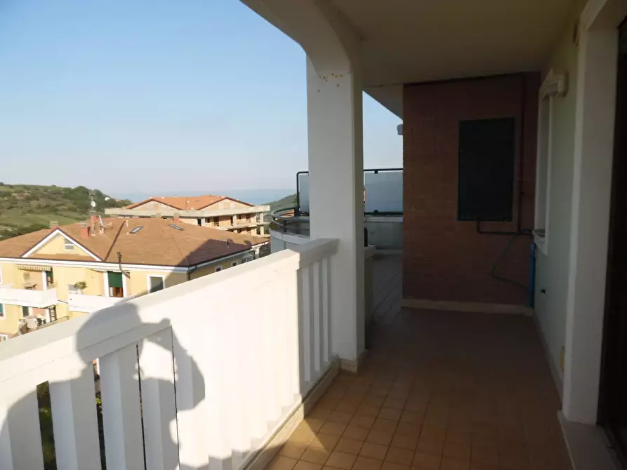 Immagine 20 di Appartamento in vendita  in Via dell'icona a Colonnella