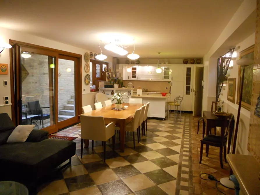 Immagine 2 di Casa indipendente in vendita  in via G.Moretti a San Benedetto Del Tronto