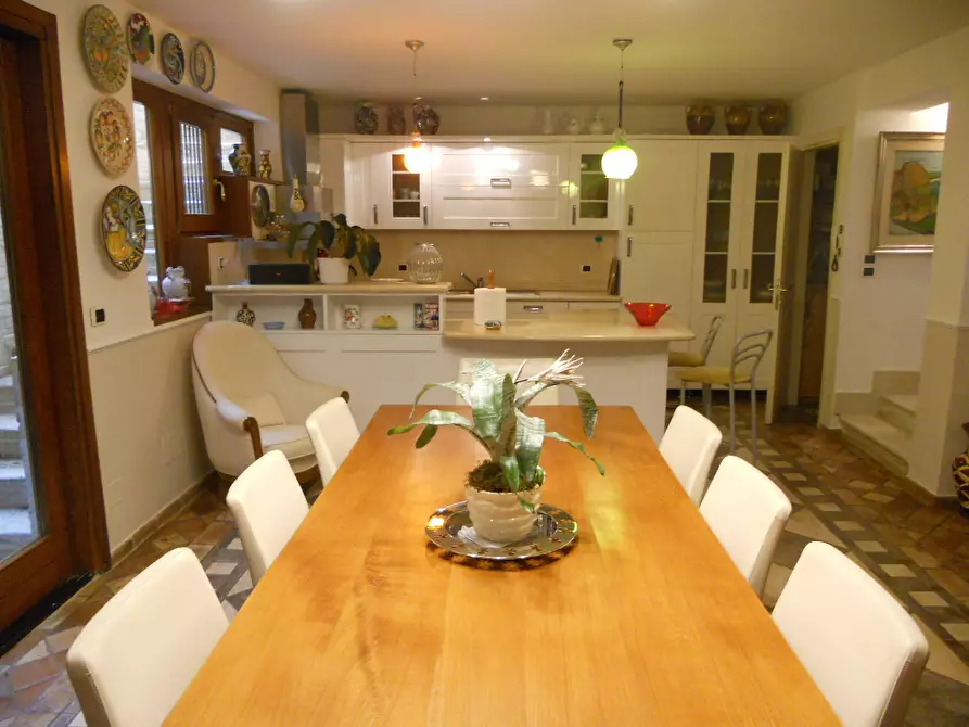 Immagine 7 di Casa indipendente in vendita  in via G.Moretti a San Benedetto Del Tronto