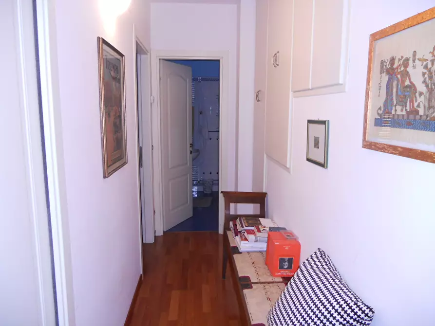 Immagine 29 di Casa indipendente in vendita  in via G.Moretti a San Benedetto Del Tronto