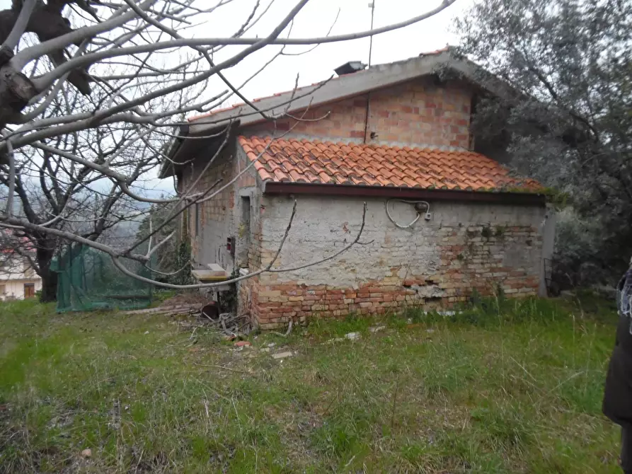 Immagine 24 di Rustico / casale in vendita  in Via Ferretti a Spinetoli