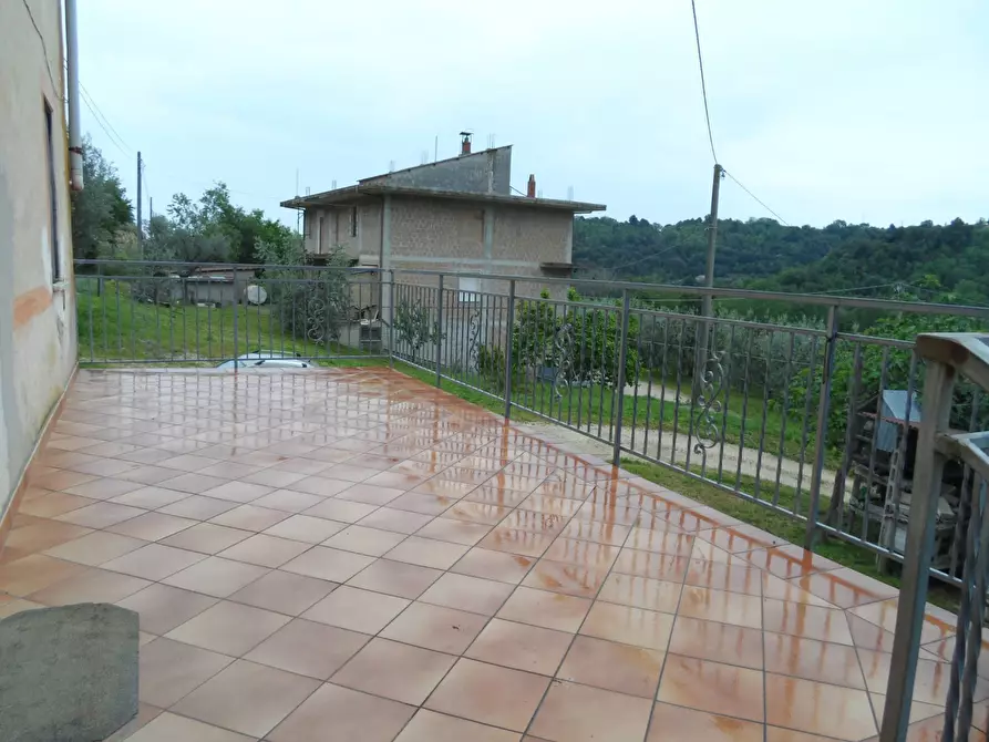 Immagine 2 di Rustico / casale in vendita  in Contrada Sant'Egidio a Cupra Marittima