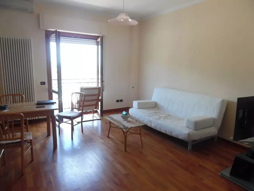 Immagine 2 di Appartamento in vendita  in Vai Laureati a Grottammare