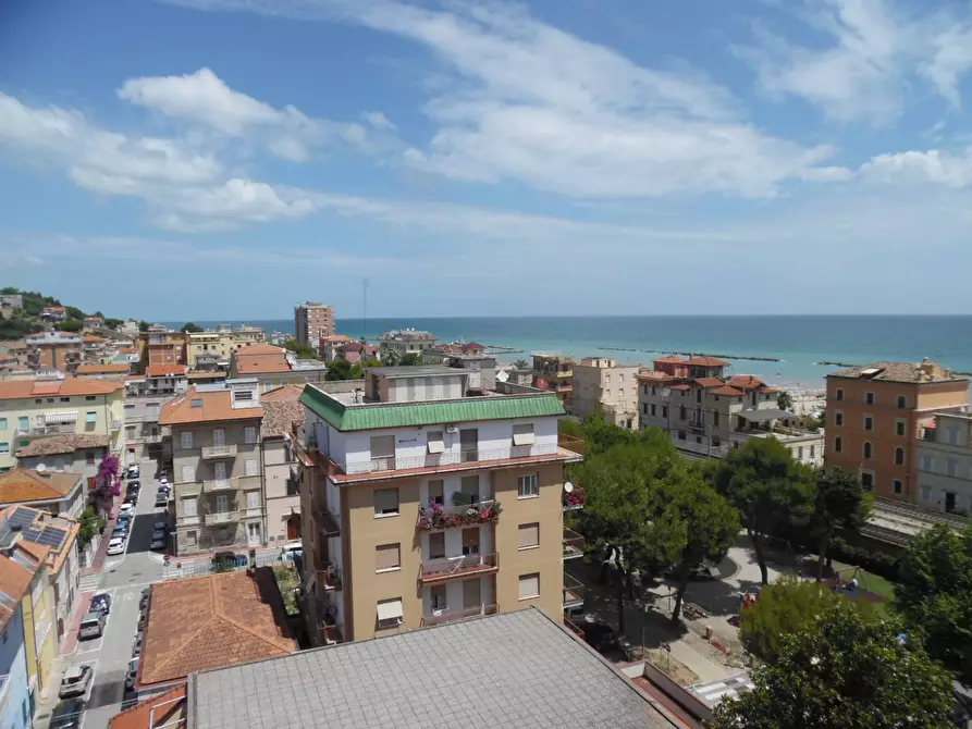 Immagine 21 di Appartamento in vendita  in Vai Laureati a Grottammare