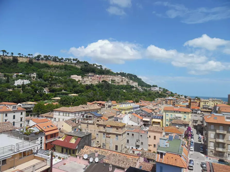 Immagine 23 di Appartamento in vendita  in Vai Laureati a Grottammare