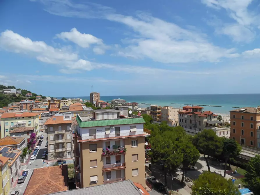 Immagine 9 di Appartamento in vendita  in Vai Laureati a Grottammare