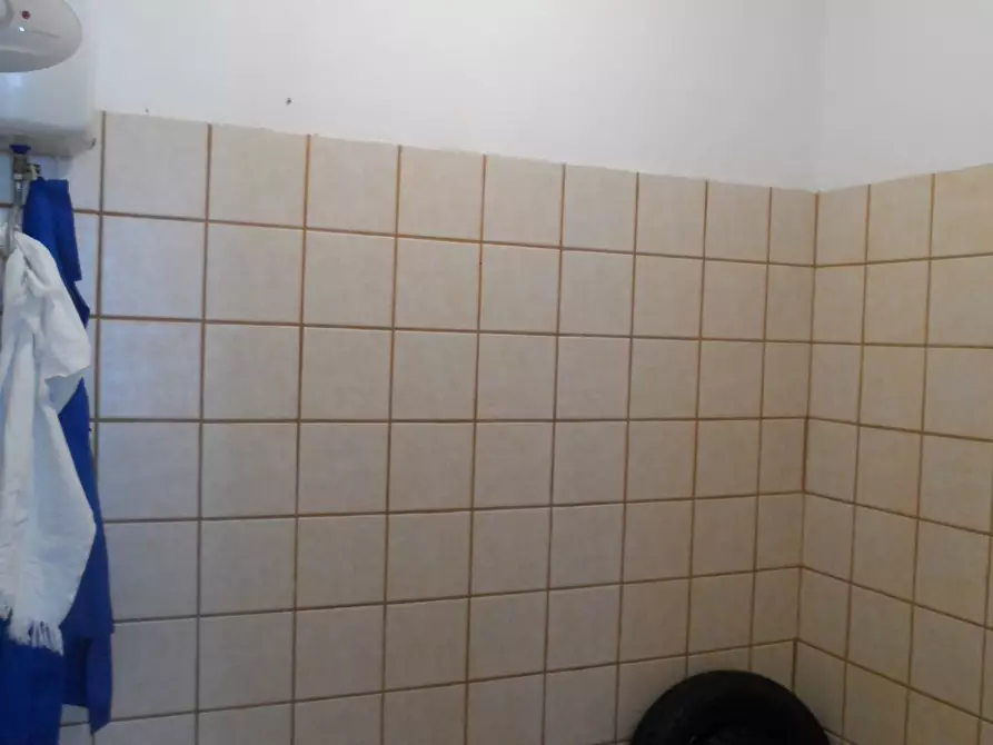 Immagine 12 di Locale commerciale in affitto  in Viale Colombo a San Benedetto Del Tronto