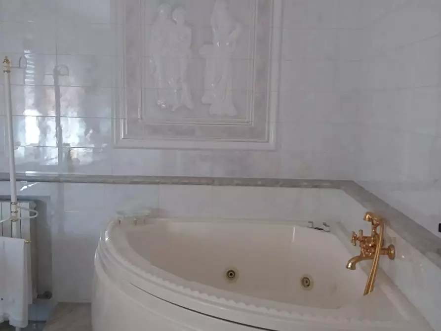 Immagine 21 di Villetta a schiera in vendita  in Via del Ghirlandaio a San Benedetto Del Tronto