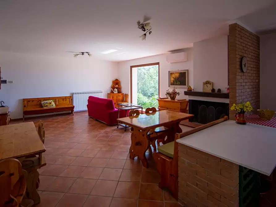 Immagine 2 di Rustico / casale in vendita  in Contrada Ciafone a Offida