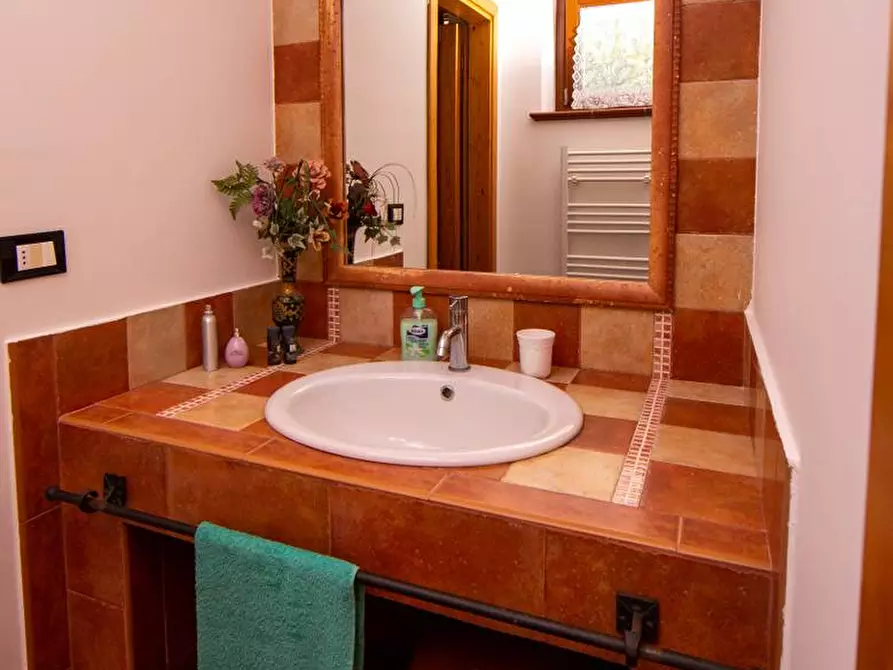 Immagine 10 di Rustico / casale in vendita  in Contrada Ciafone a Offida