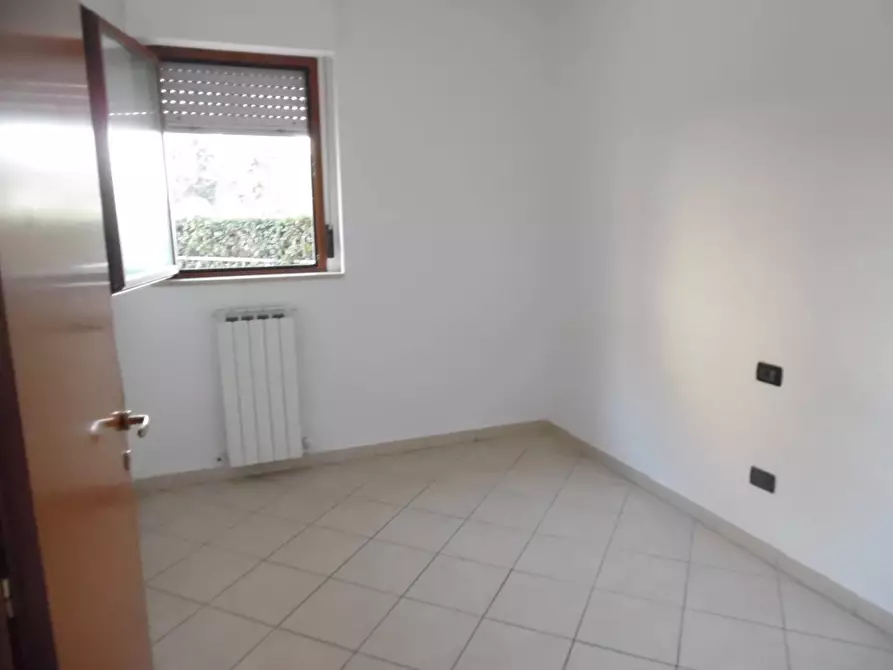 Immagine 23 di Appartamento in vendita  in Via Tamerici a Martinsicuro
