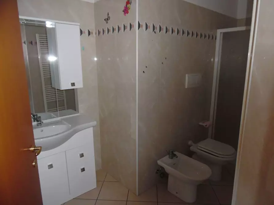 Immagine 26 di Appartamento in vendita  in Via Tamerici a Martinsicuro