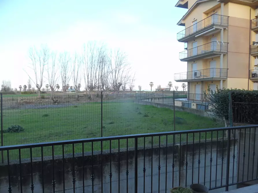 Immagine 30 di Appartamento in vendita  in Via Tamerici a Martinsicuro