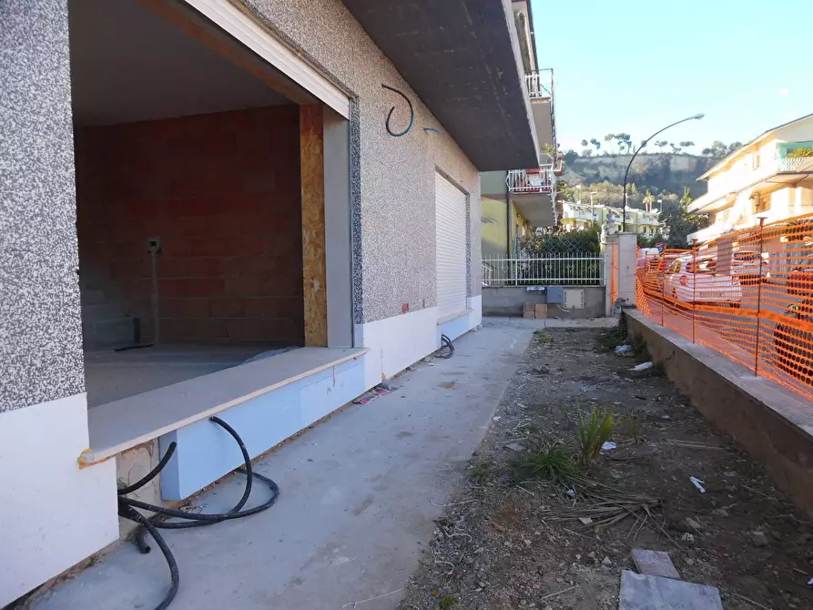 Immagine 24 di Casa indipendente in vendita  in Via Toscanini a Grottammare