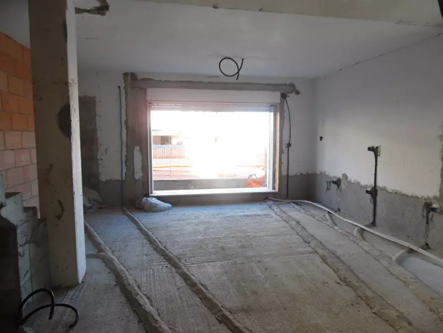 Immagine 3 di Casa indipendente in vendita  in Via Toscanini a Grottammare