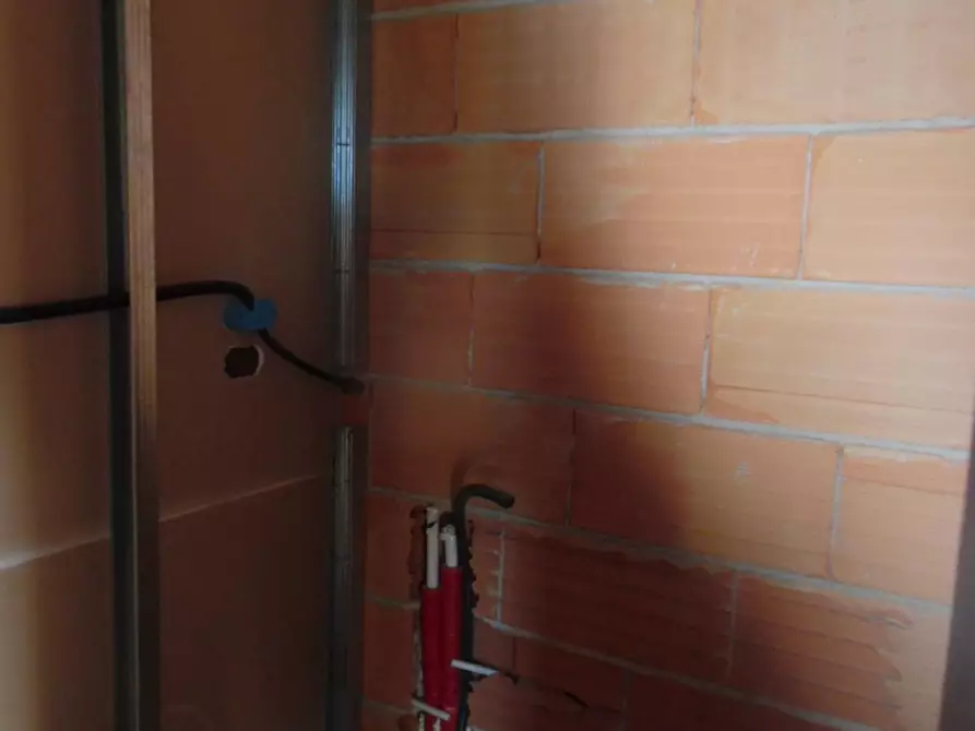 Immagine 4 di Casa indipendente in vendita  in Via Toscanini a Grottammare