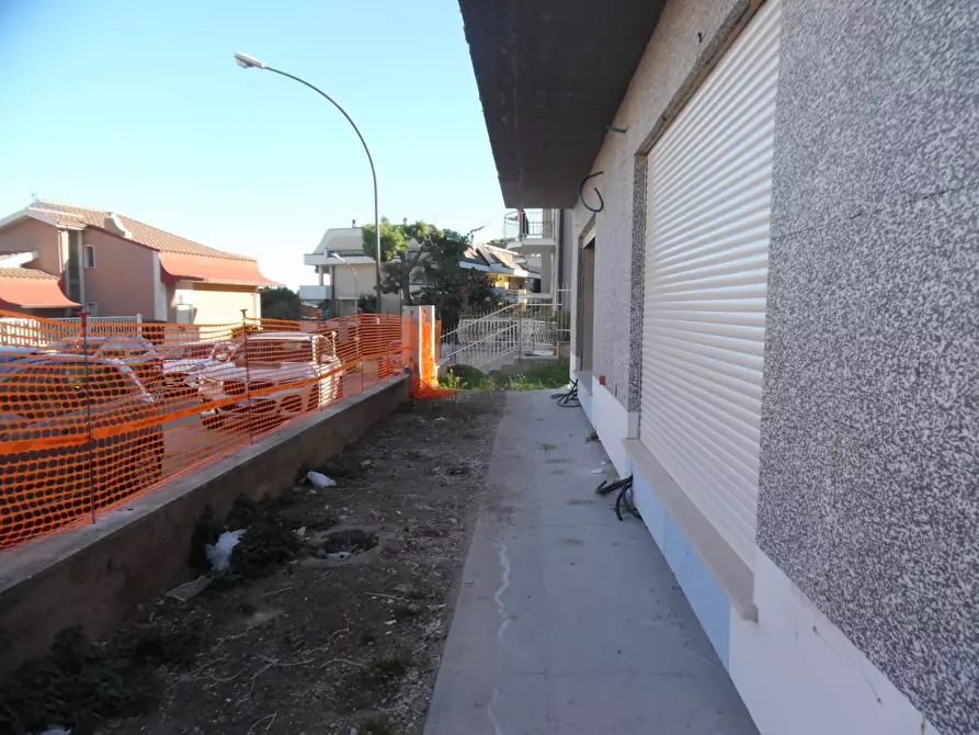 Immagine 19 di Casa indipendente in vendita  in Via Toscanini a Grottammare