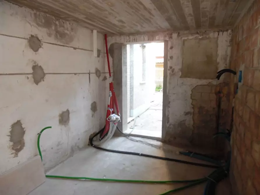 Immagine 22 di Casa indipendente in vendita  in Via Toscanini a Grottammare