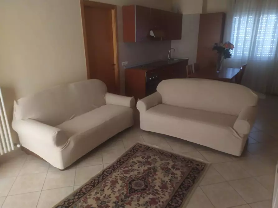 Immagine 2 di Appartamento in vendita  in Via delle Regioni a Alba Adriatica