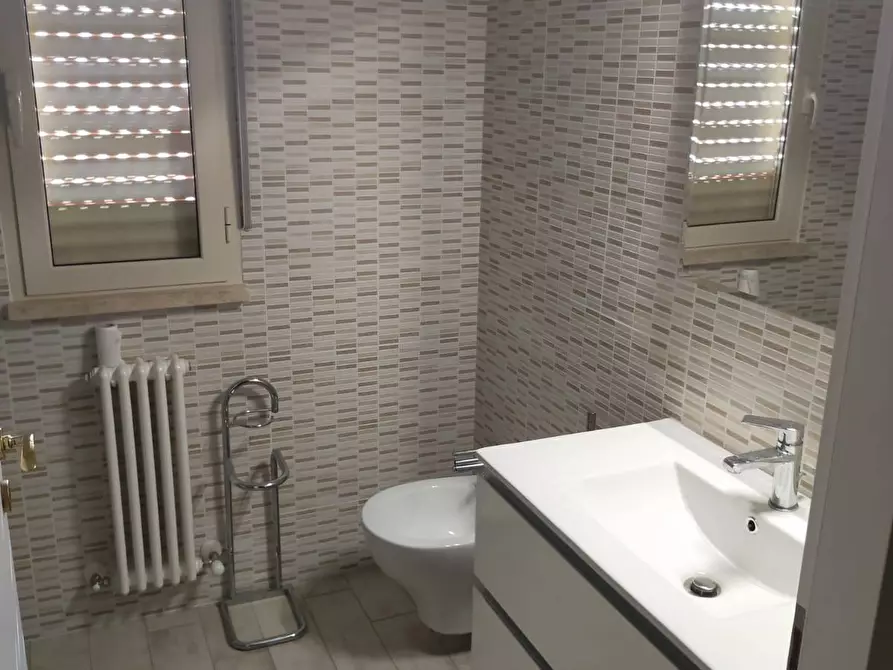 Immagine 12 di Appartamento in vendita  in Via delle Regioni a Alba Adriatica