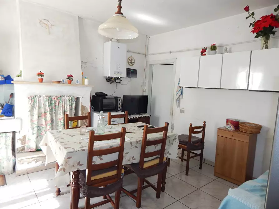 Immagine 2 di Casa indipendente in vendita  in Via Gabrielli a San Benedetto Del Tronto