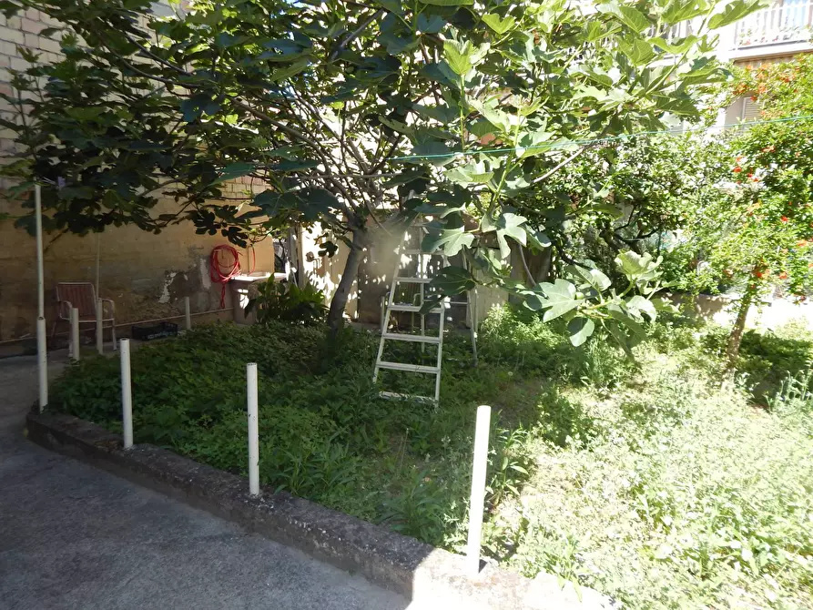 Immagine 14 di Casa indipendente in vendita  in Via Gabrielli a San Benedetto Del Tronto