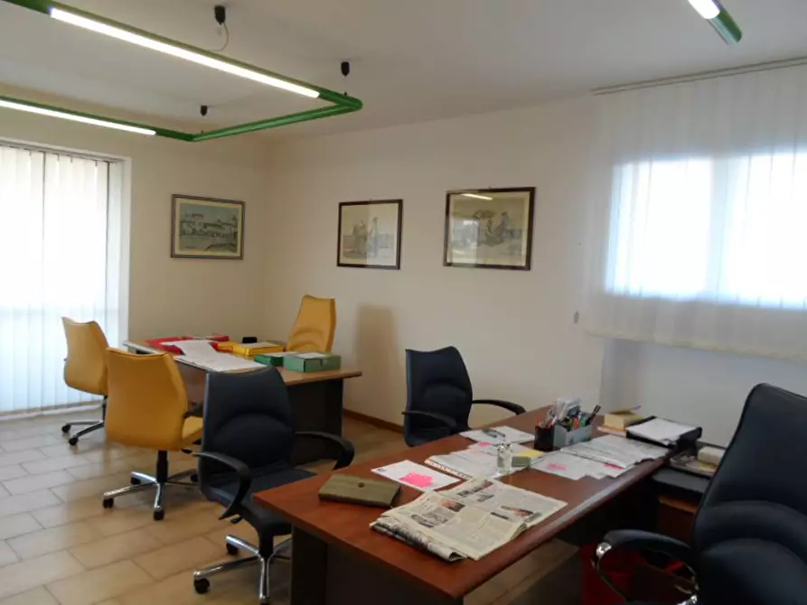 Immagine 11 di Ufficio in vendita  in Via Enrico Mattei a San Benedetto Del Tronto