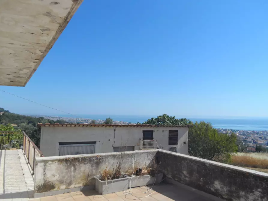 Immagine 23 di Rustico / casale in vendita  in Via Panoramica a Tortoreto